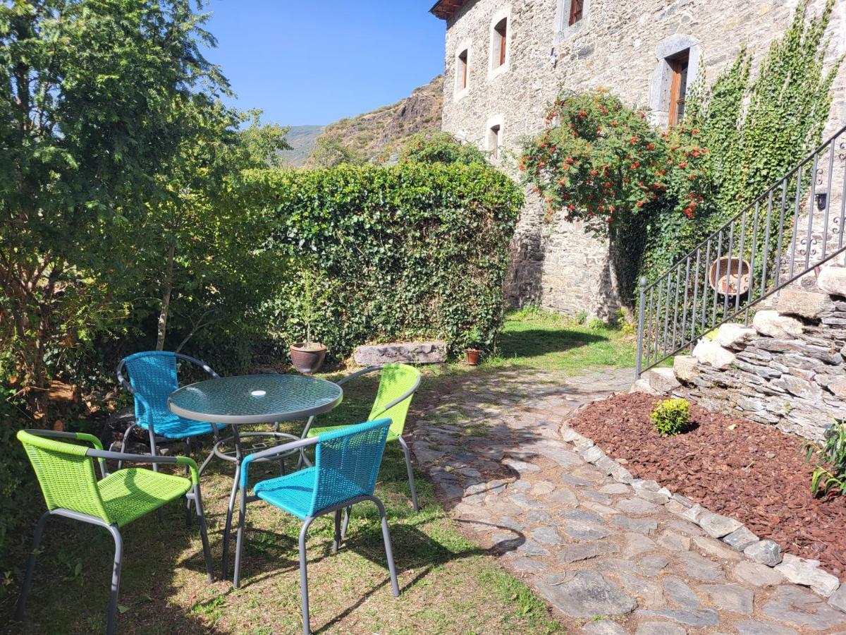 Hotel Rural La Carcel Murias de Paredes Eksteriør billede