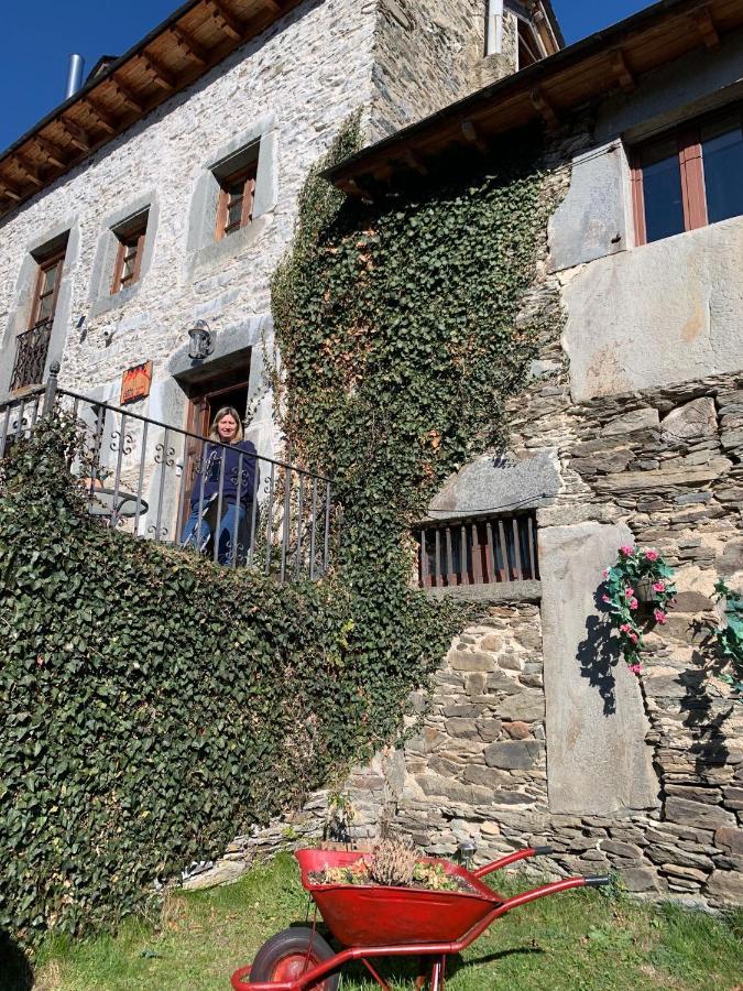 Hotel Rural La Carcel Murias de Paredes Eksteriør billede